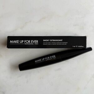 NIB Makeup For Ever Smoky Extravagant Mascara - Black
